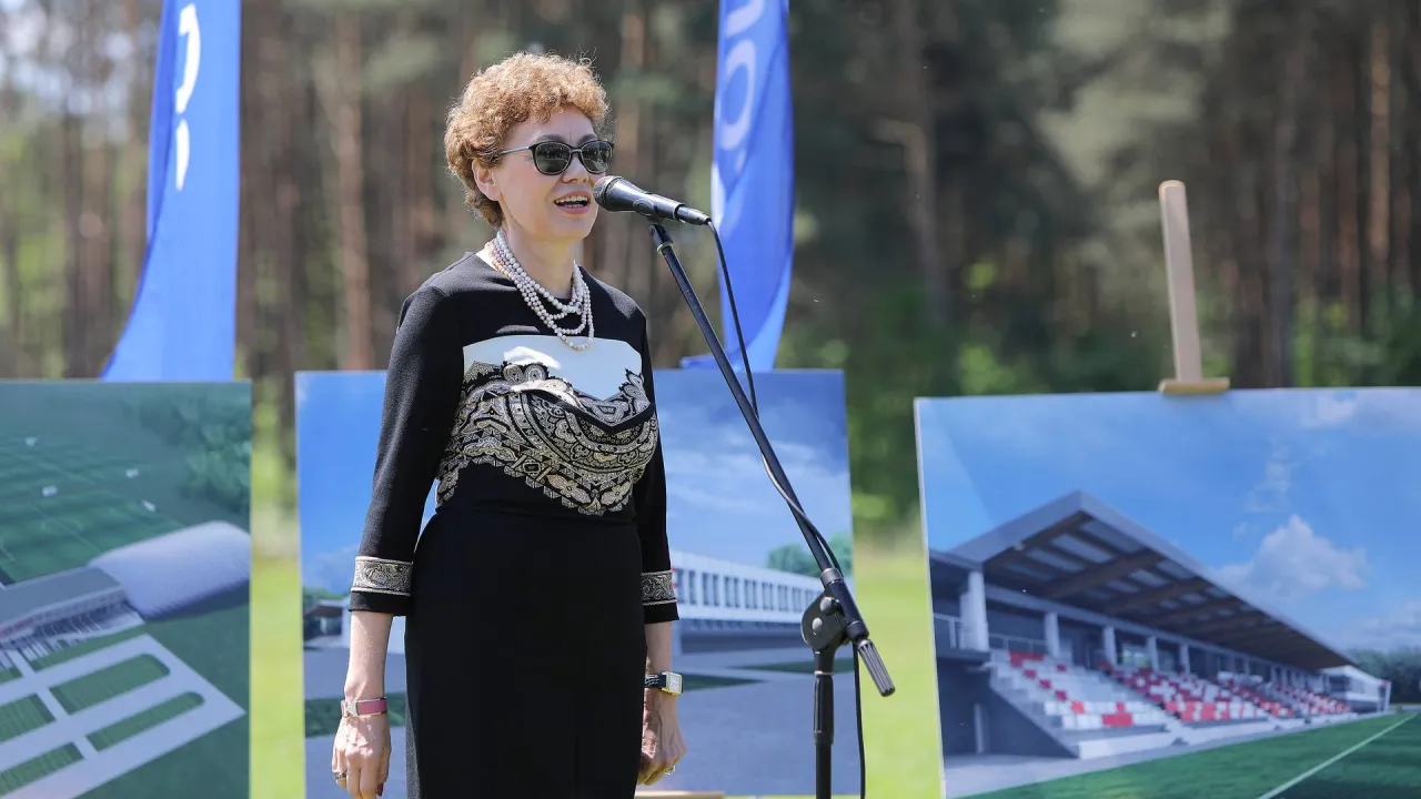 Przewodnicząca RN Comarch S.A., Pani Elżbieta Filipiak, wspiera akcję #UJdlaSzpitala