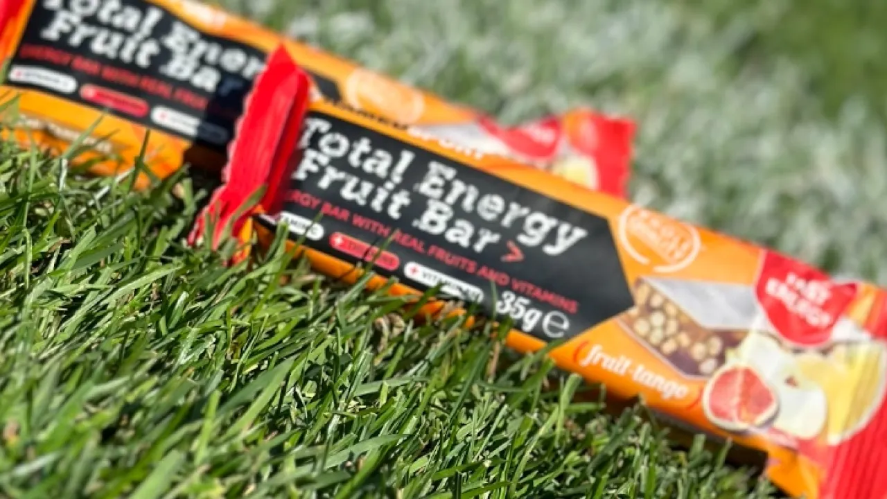 Regeneracja sportowa od kuchni – sprawdź, co wybierają zawodnicy Cracovii