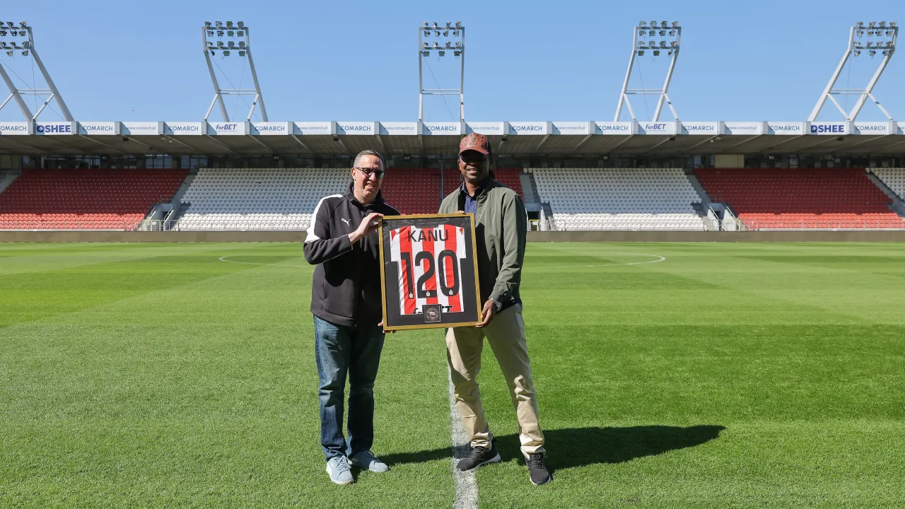 Nwankwo Kanu na Stadionie Cracovii!