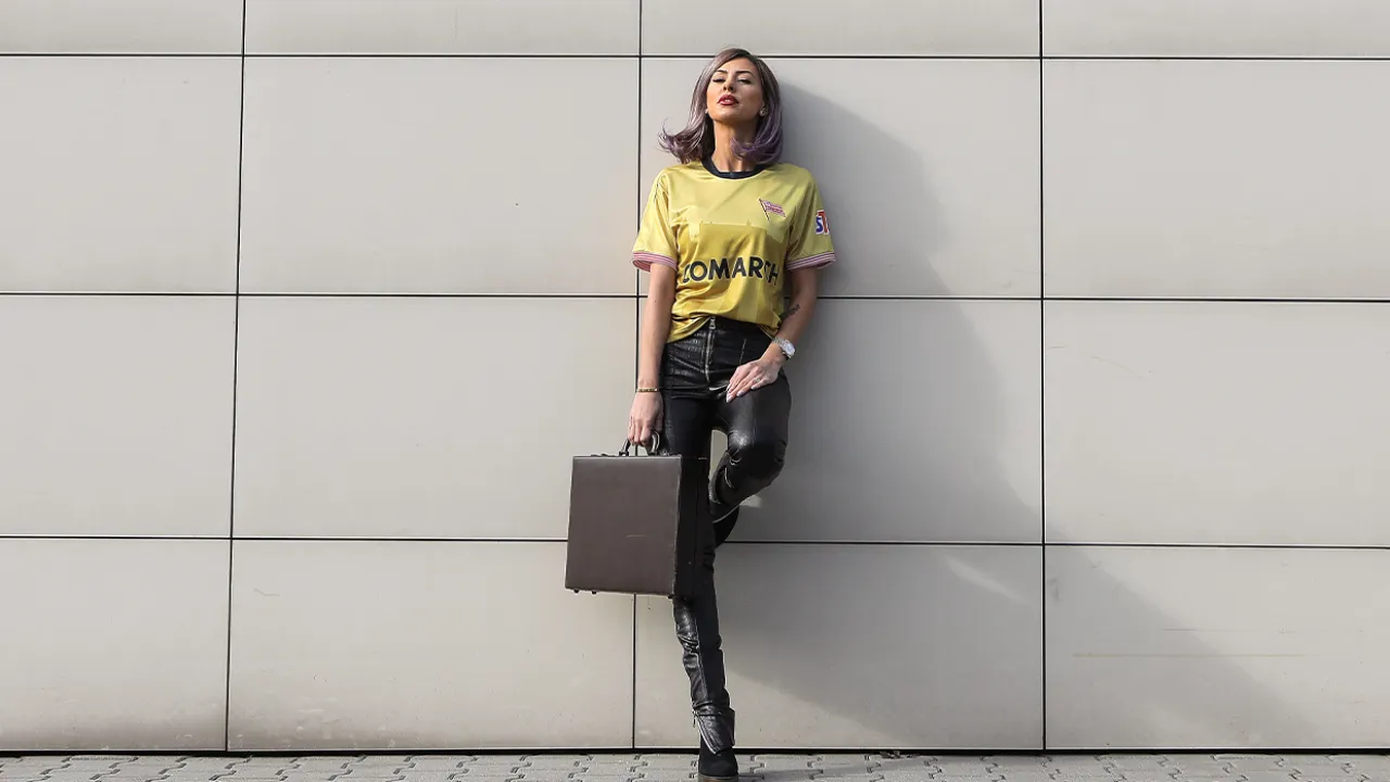 Limitowana seria "złotych" koszulek meczowych od niedzieli w sprzedaży