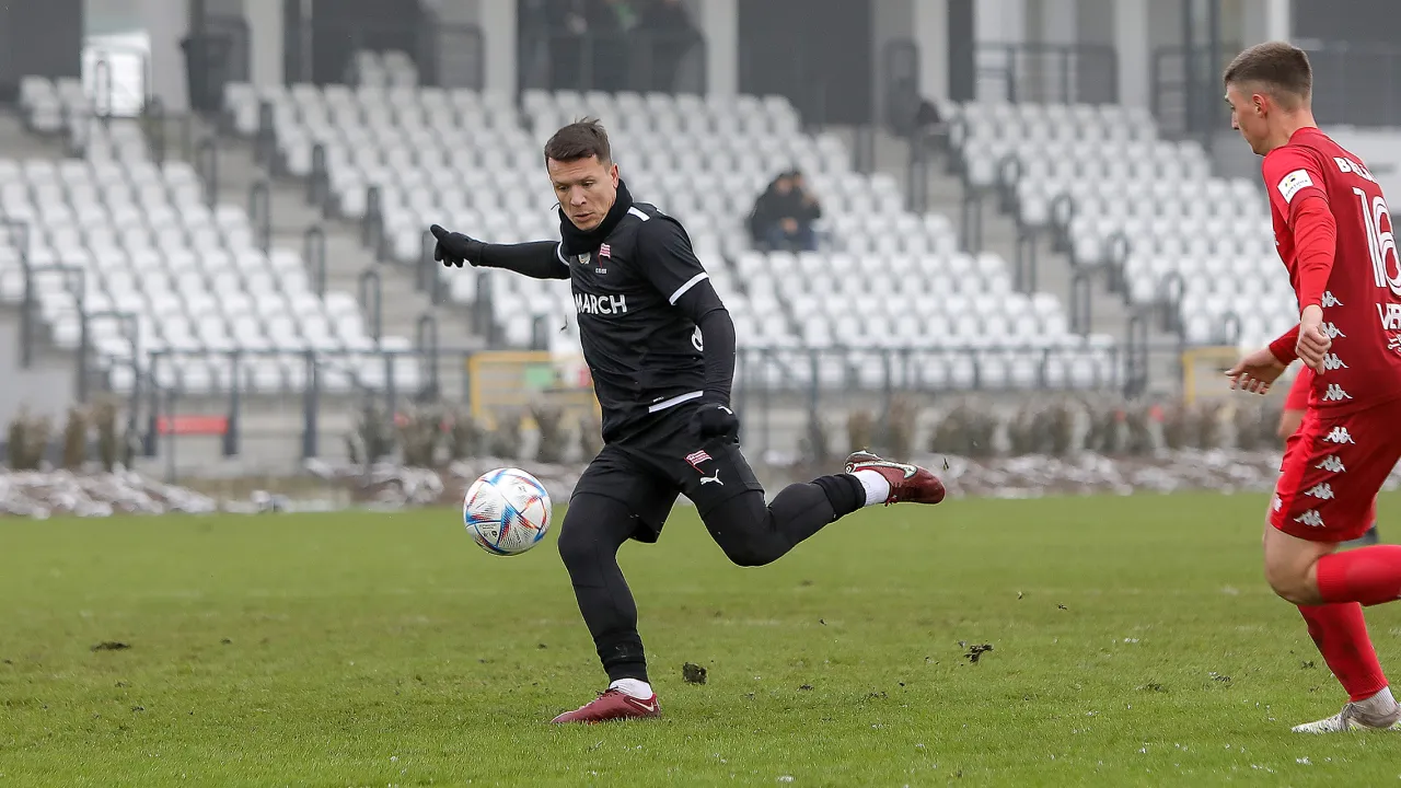 Sparing: Zwycięstwo na koniec roku