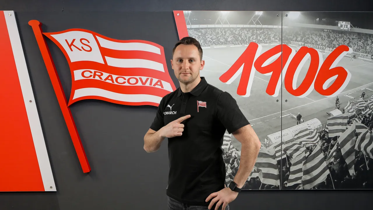 KONRAD STAŃCZYK DOŁĄCZYŁ DO SZTABU PIERWSZEJ DRUŻYNY CRACOVII!