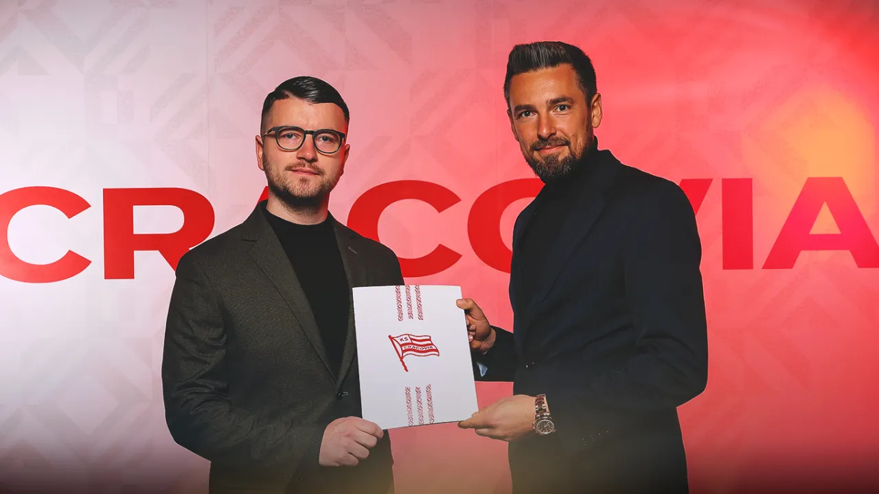 Filip Trubalski Dyrektorem Generalnym Pionu Sportowego, Artur Sobiech Dyrektorem ds. piłki