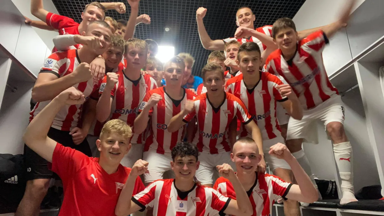 Centralna Liga Juniorów U-17: Pasy ponownie na fotelu lidera!