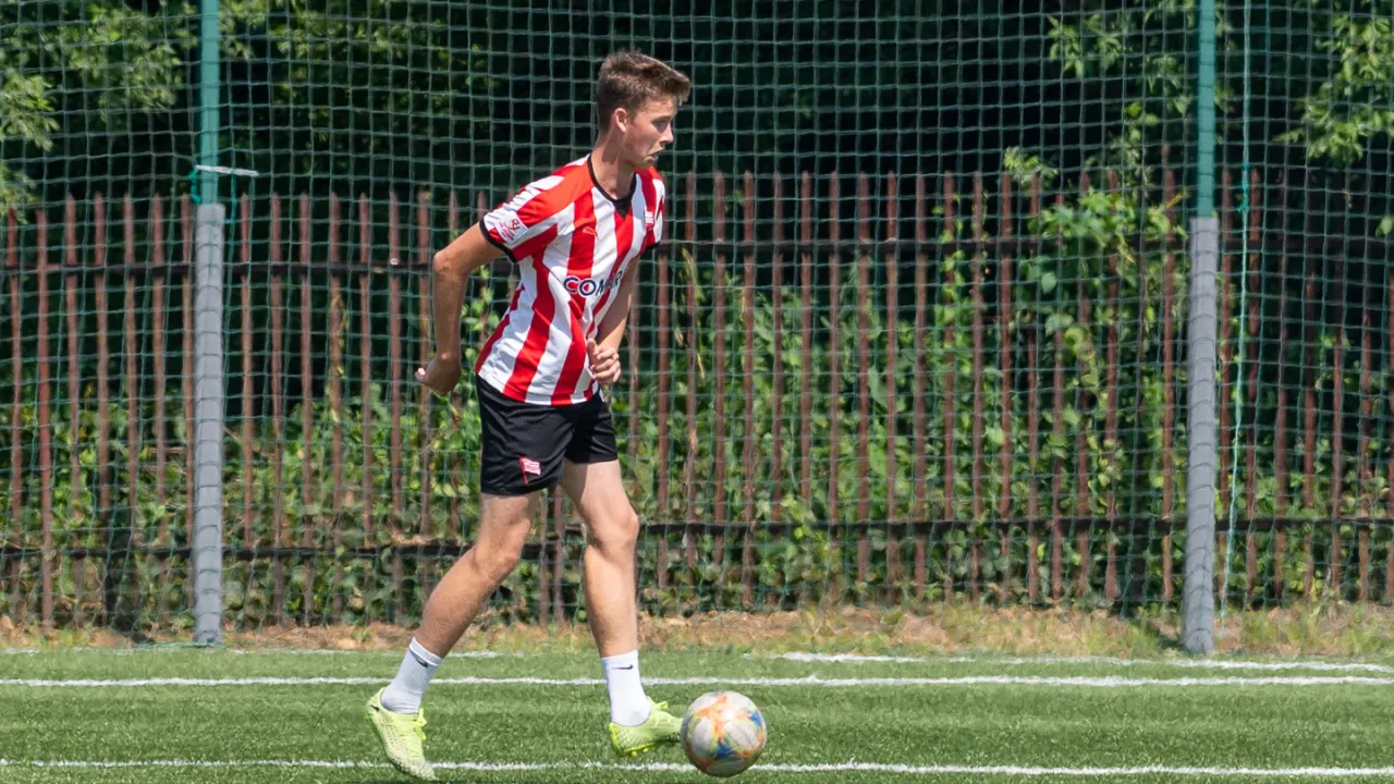 Juniorzy starsi: Remis w sparingu z Hutnikiem Kraków