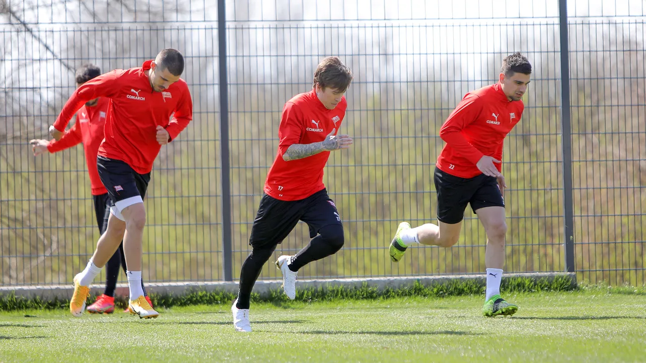 Trwają przygotowania do meczu z Górnikiem [FOTO]