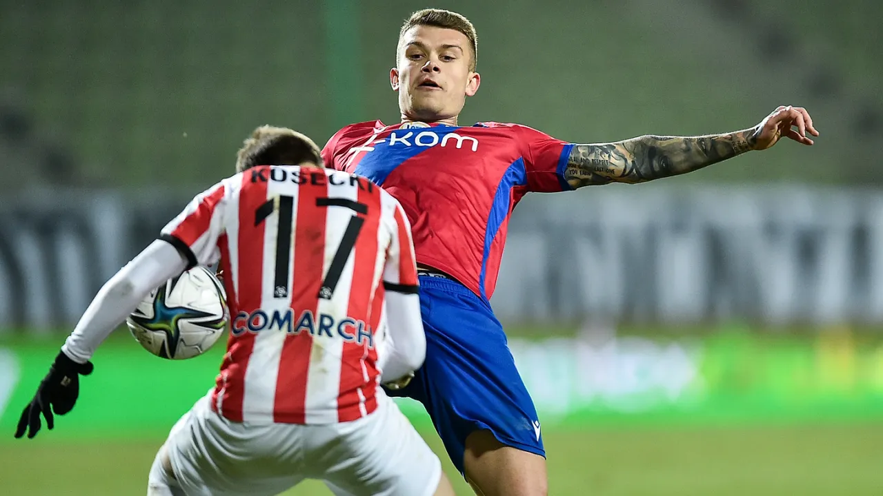 PKO BP Ekstraklasa: Pierwsze migawki meczu z Rakowem [FOTO]