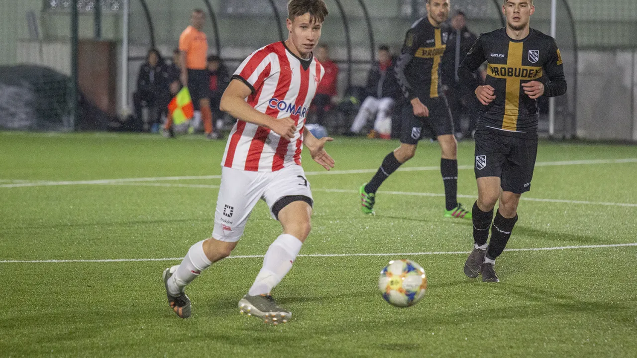 III liga, gr. IV: Zwycięstwo nad ŁKS-em Łagów