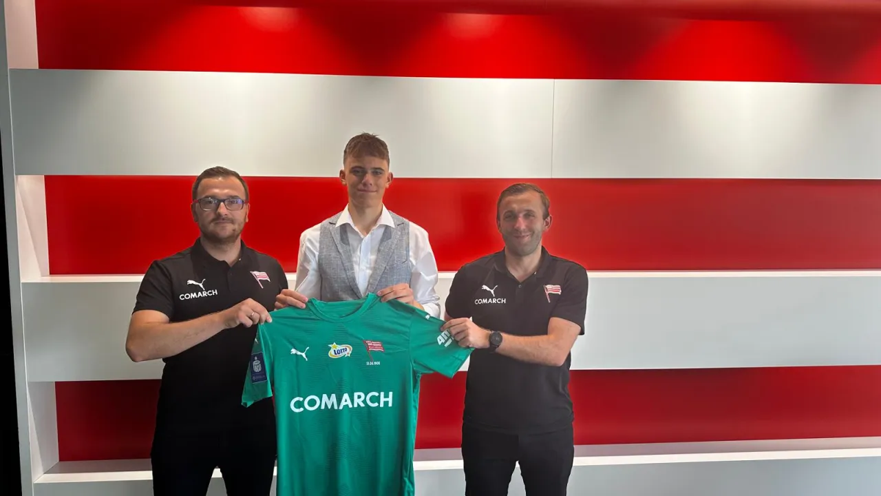 Jakub Chrapusta nowym zawodnikiem Akademii Cracovii!