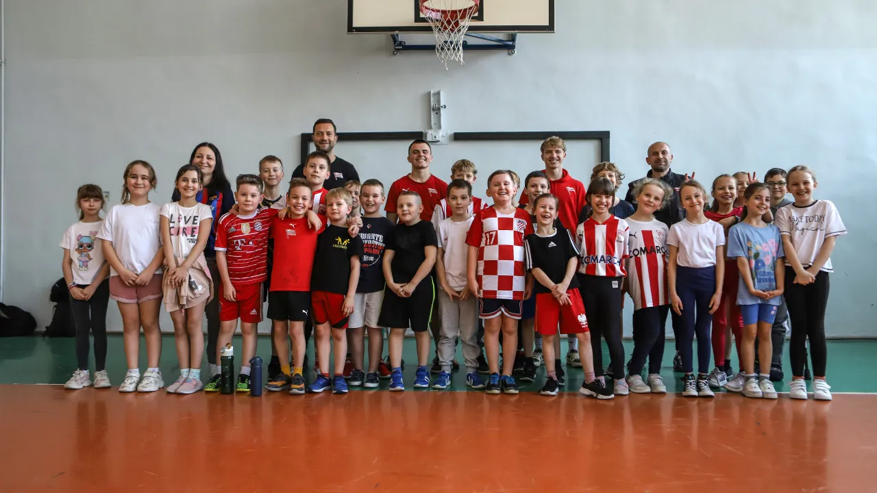 Edukacyjna inicjatywa Cracovii! #PasyZWiedzą