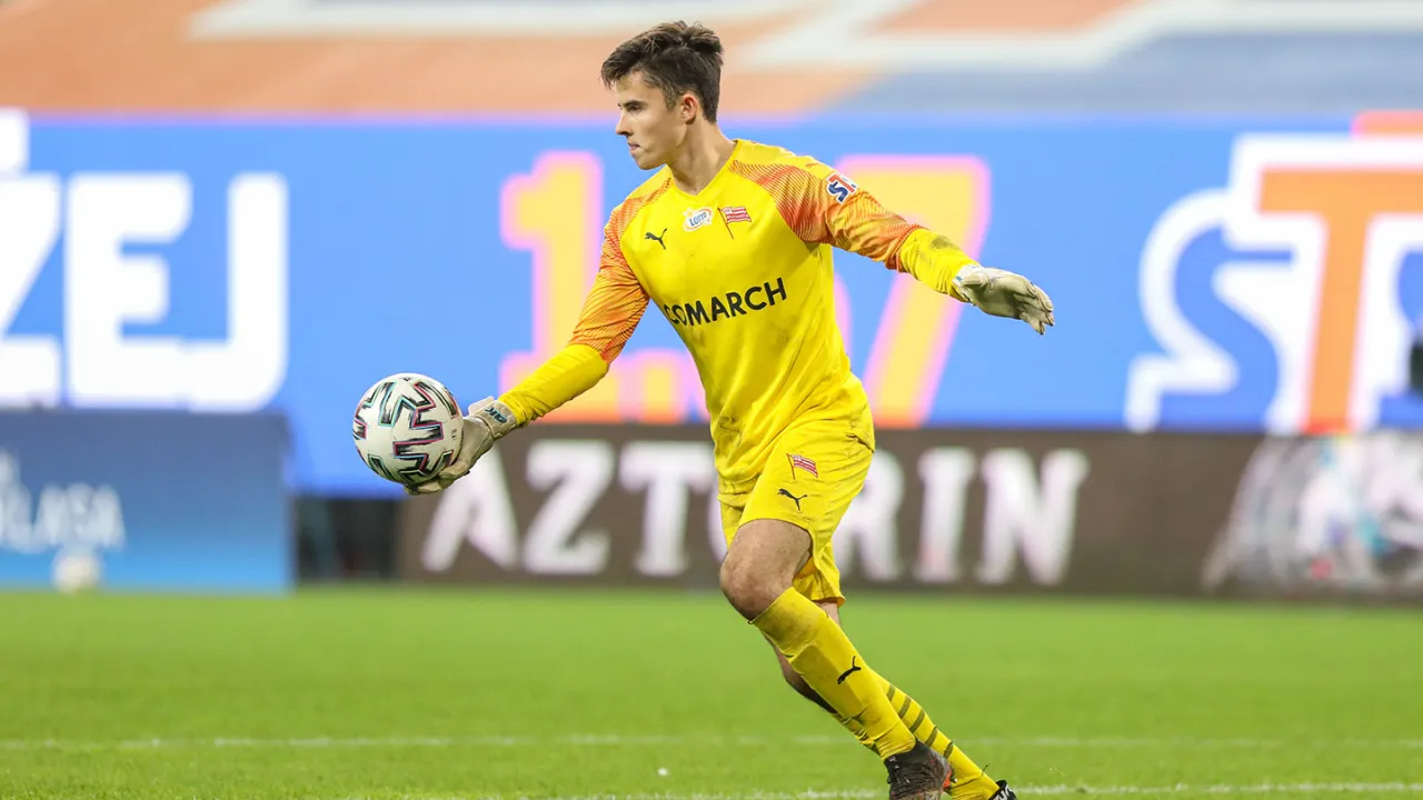 Karol Niemczycki nominowany do nagrody zawodnika miesiąca PKO BP Ekstraklasy!