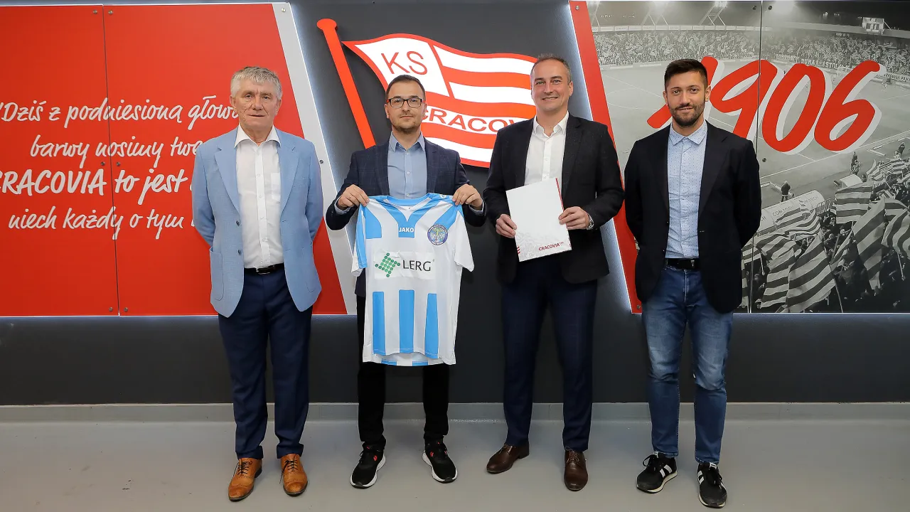 Akademia Piłkarska Gminy Dębica Chemik Pustków Klubem Partnerskim Cracovii