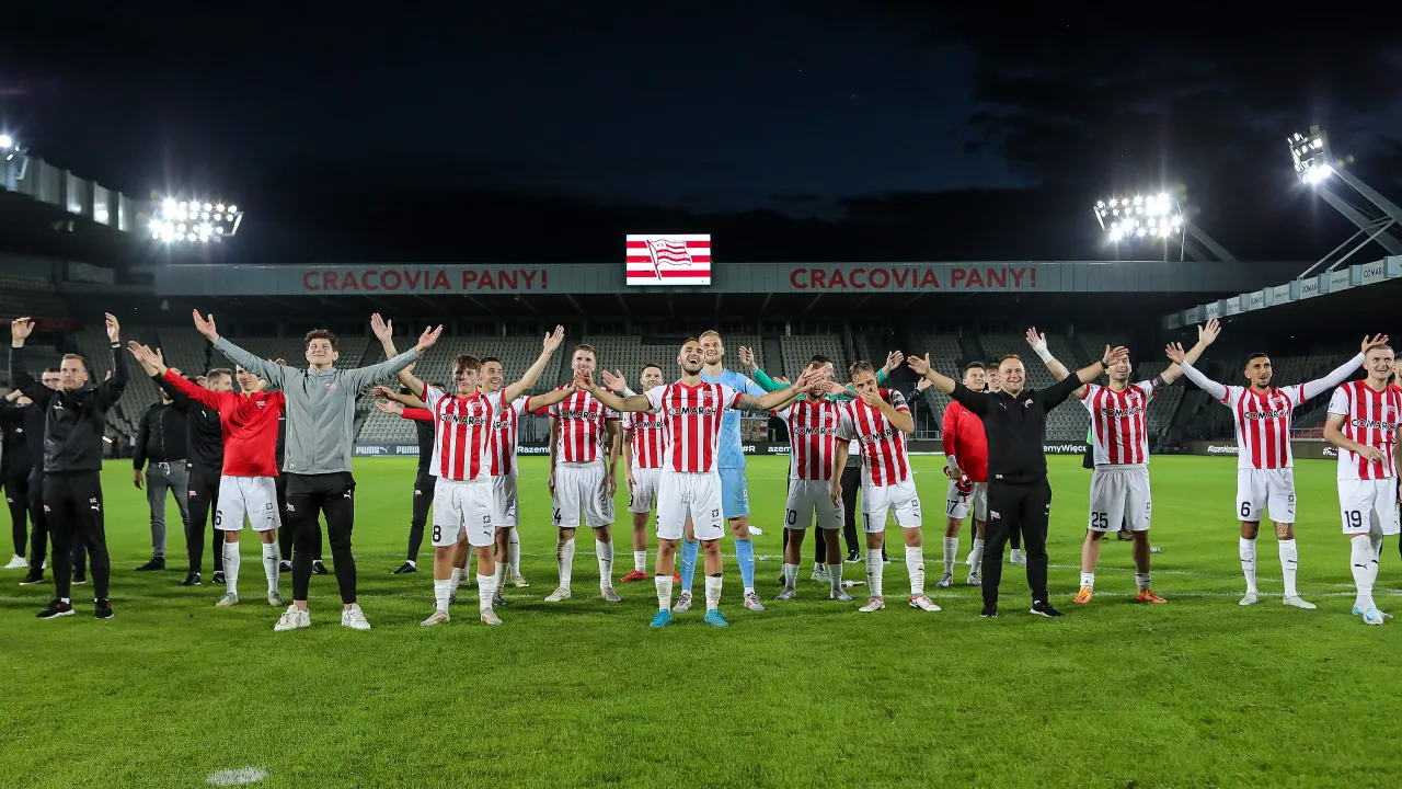 Gole Hoskonena i Atanasova, Al-Ammari krok bliżej mundialu [GRALI KADROWICZE]