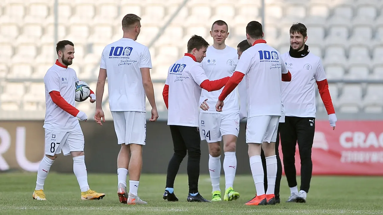PKO BP Ekstraklasa: Znamy skład Pasów na starcie z Zagłębiem