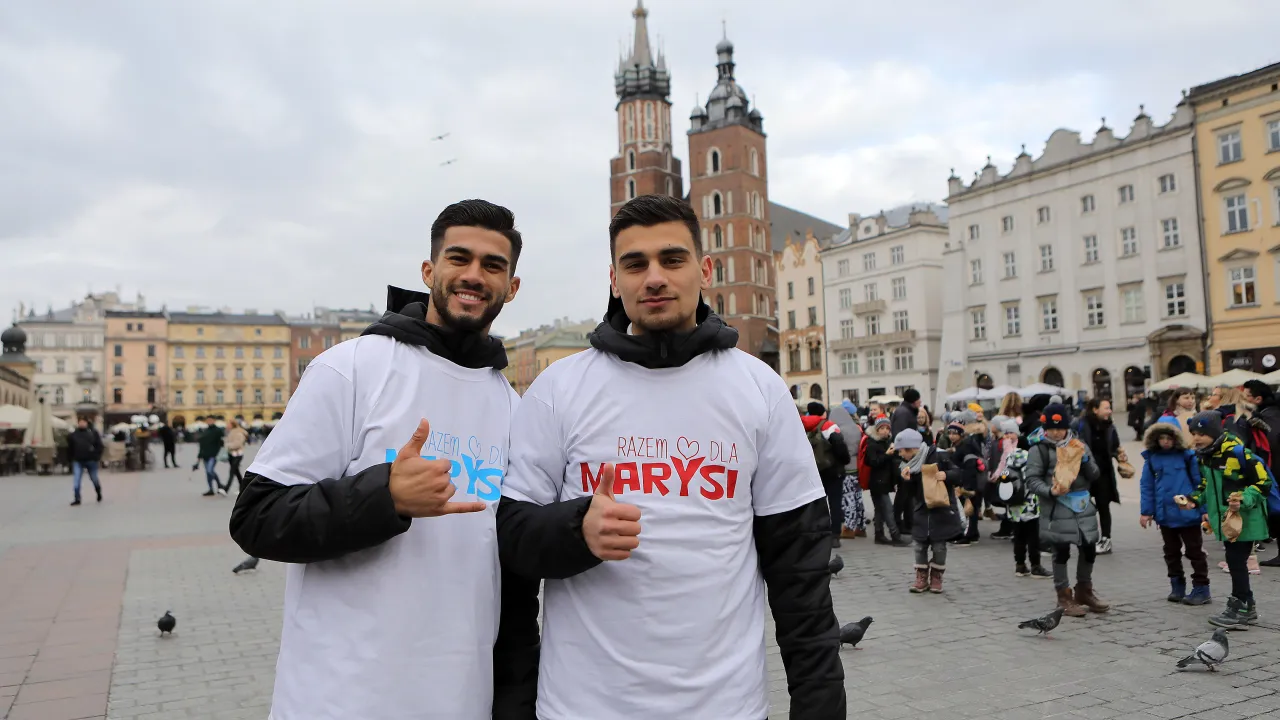 Zawodnicy Pasów wspierają akcję "Razem dla Marysi" [FOTO]
