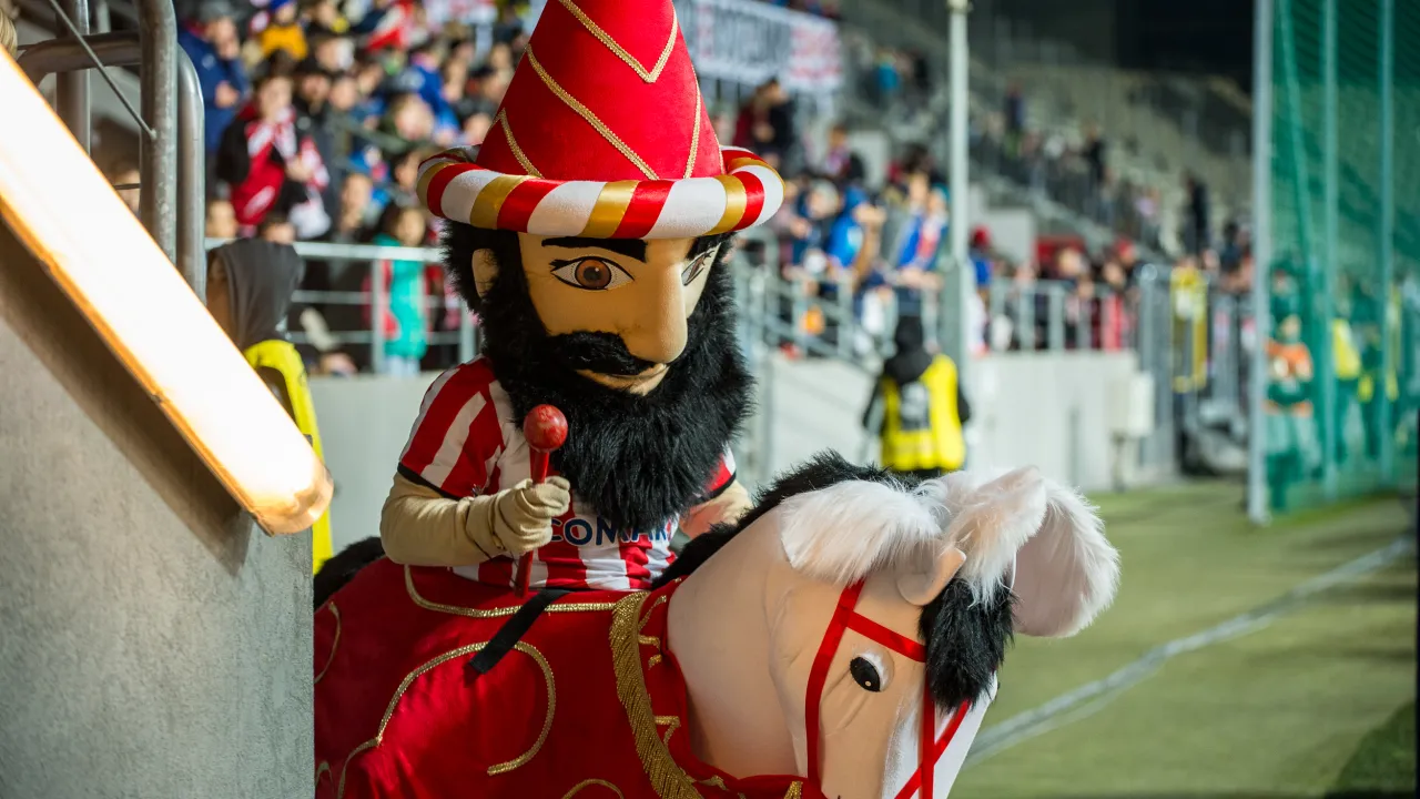 Spotkanie zawodników z dziećmi