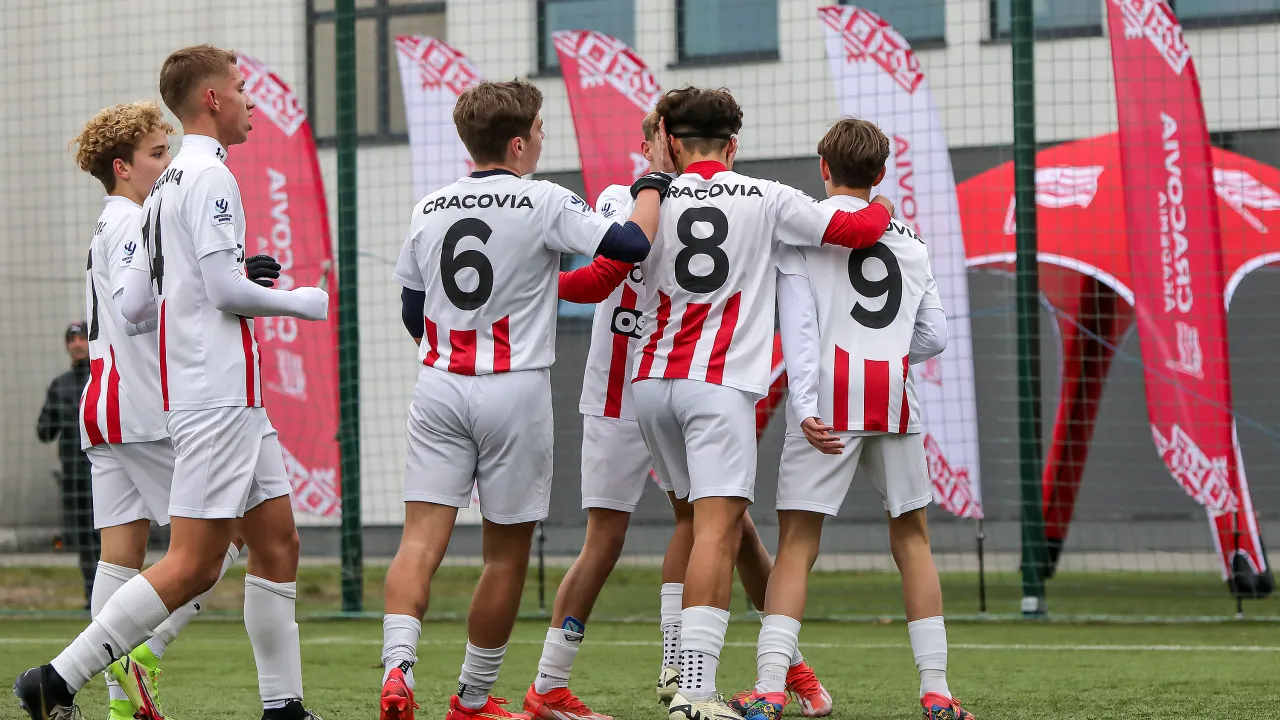 Akademia Cracovii i Akademia Mistrzów Cracovia łączą siły! Dni otwarte dla zawodników z roczników 2011-2018