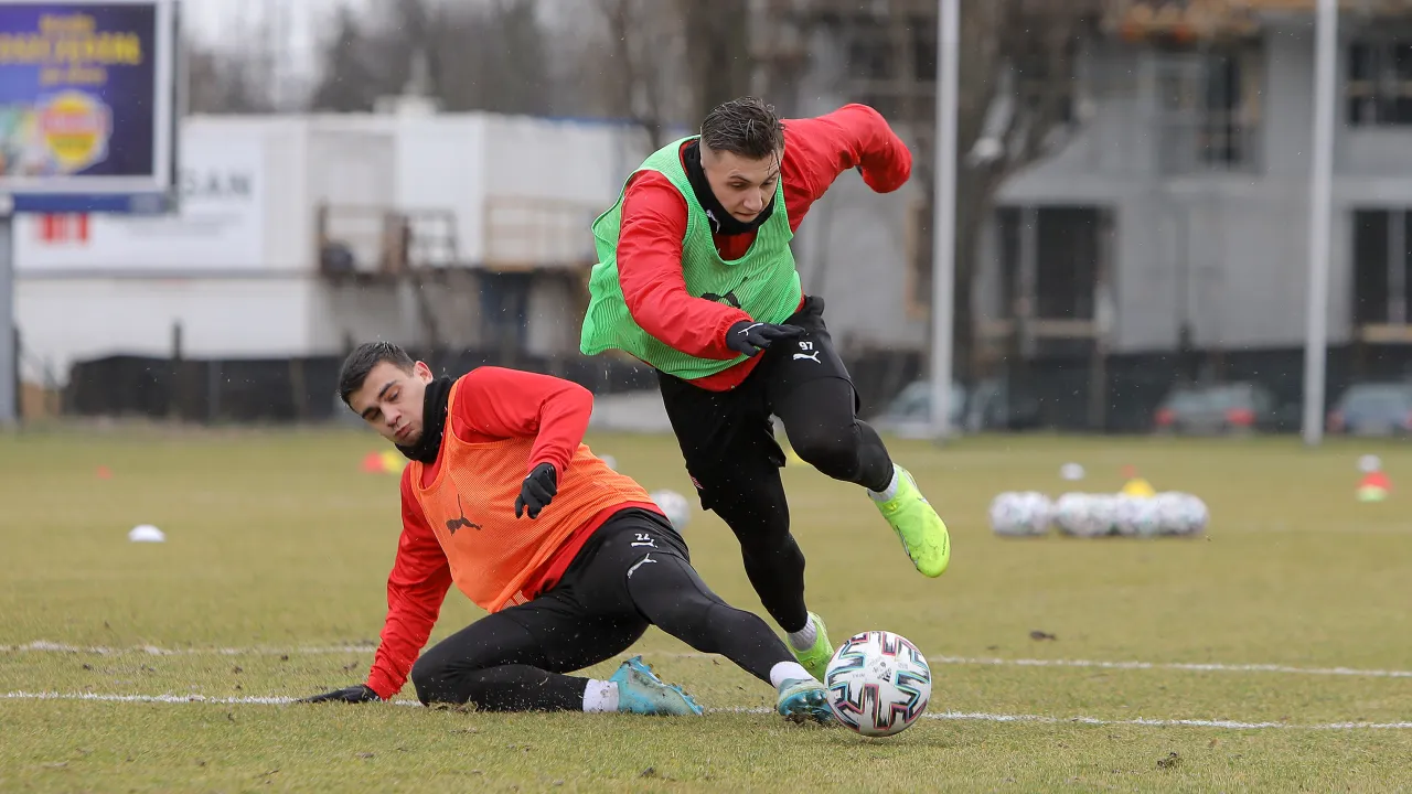 Pasy przygotowują się do starcia z Jagiellonią [FOTO]
