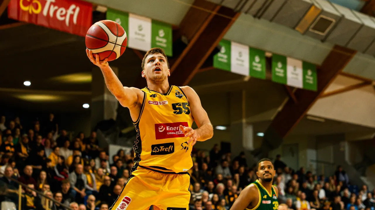 Hala 100-lecia obroniona!