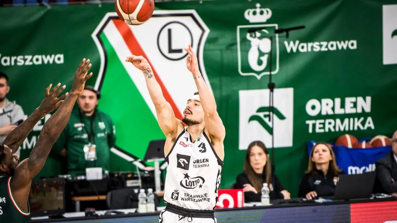 1000 punktów Pluty w barwach Legii