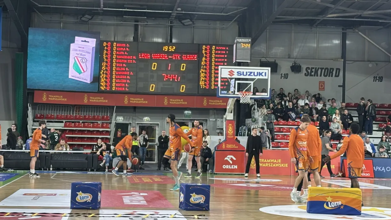 Nowy telebim w hali na Bemowie