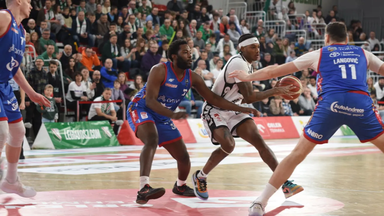 Skrót meczu Legia - Twarde Pierniki (VIDEO)