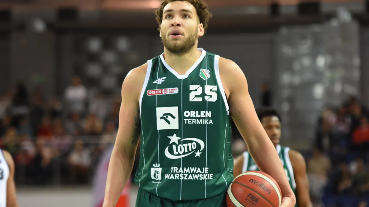 Thompson w najlepszej piątce 17. tygodnia