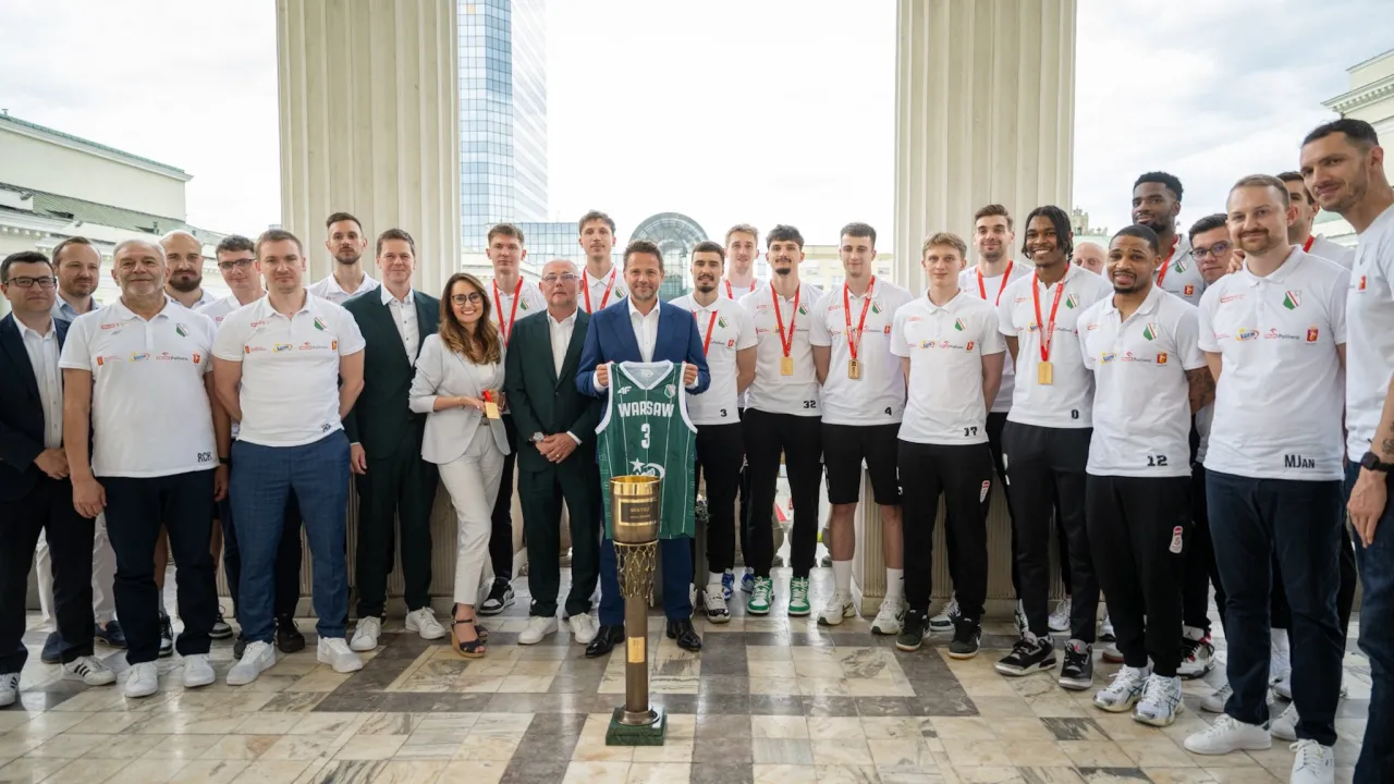 Prezydent stolicy pogratulował legionistom i obiecał start budowy hali