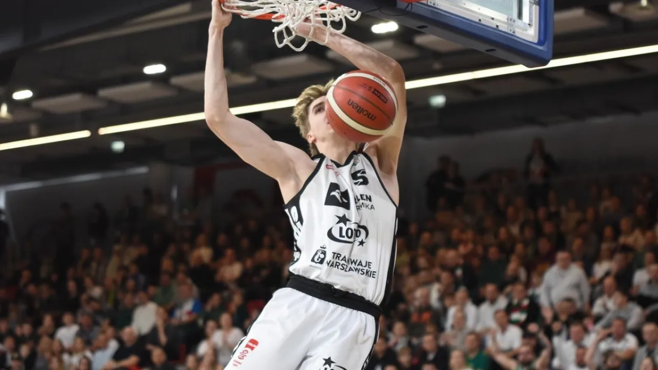 Blok Tomaszewskiego w TOP10 9. kolejki