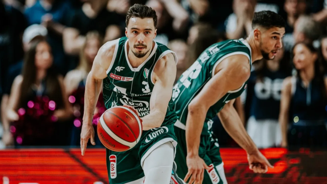 Pluta w najlepszej piątce 24. kolejki