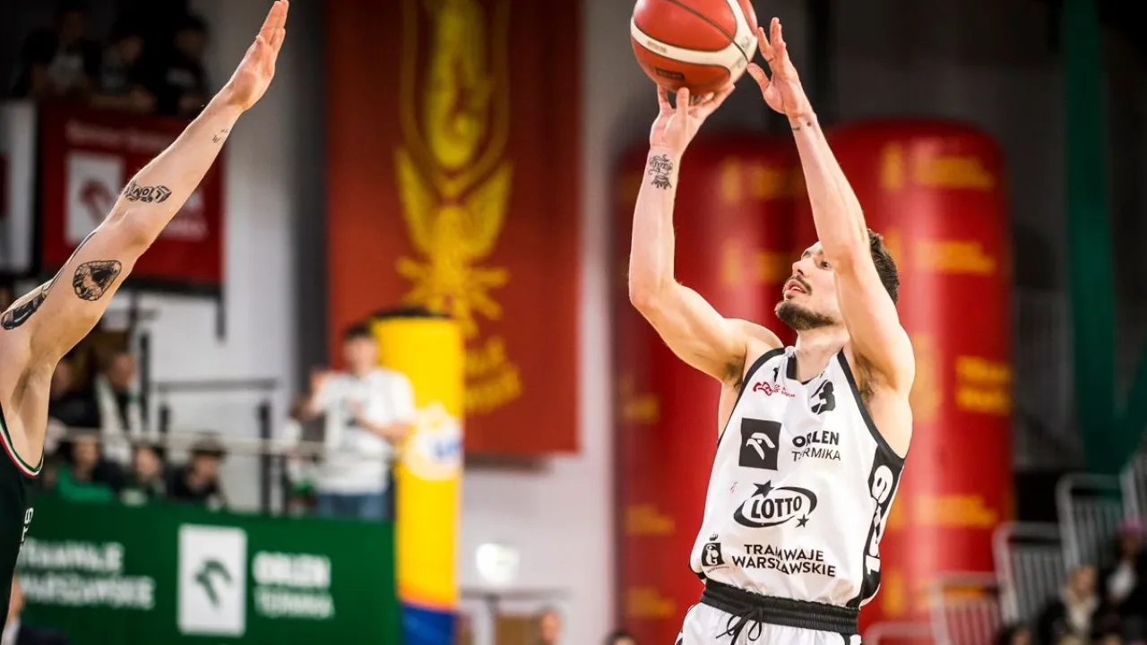 Rzut Pluty w TOP10 23. kolejki