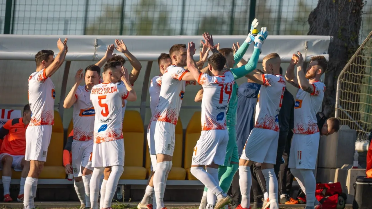 [GŁOSOWANIE] Wybieramy MVP meczu z Prochowiczanką!