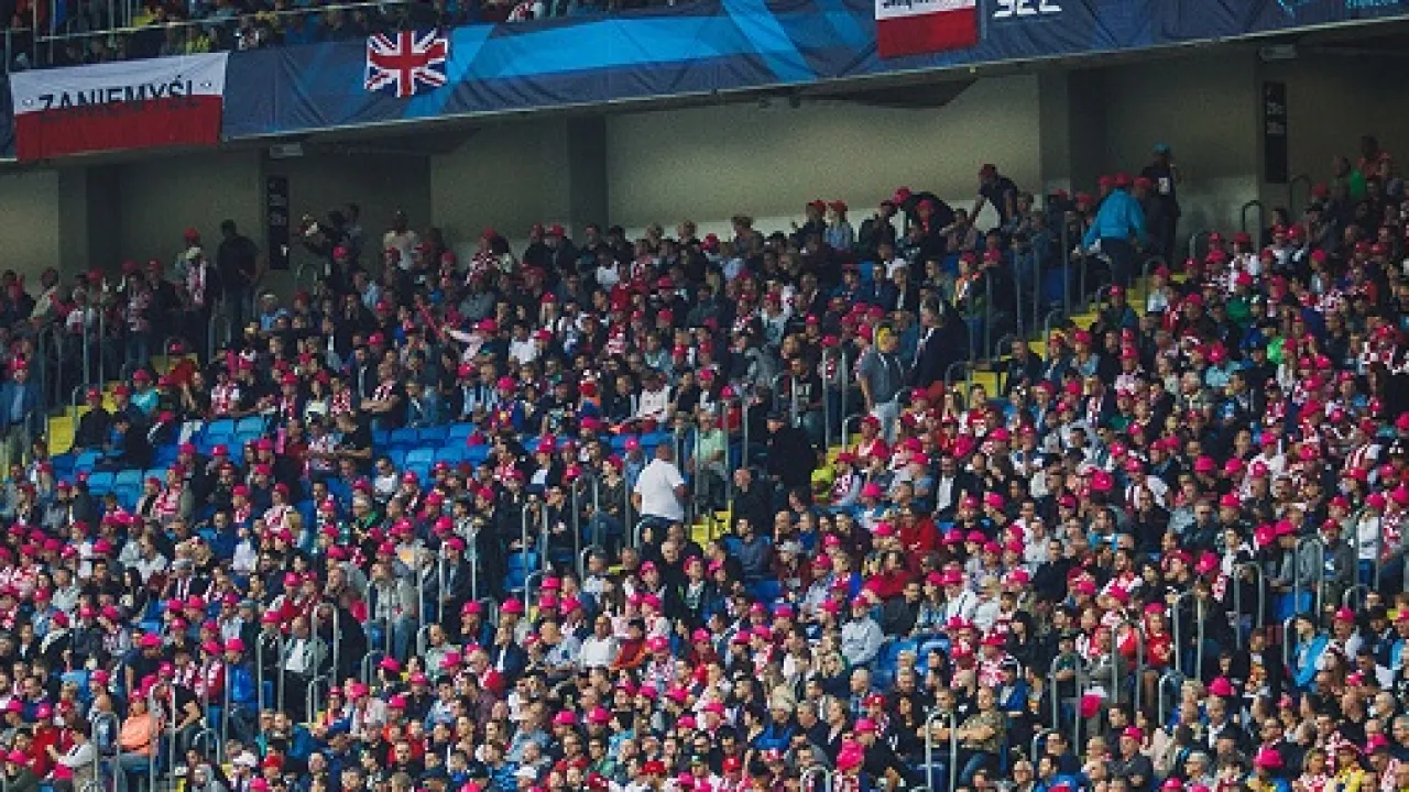 Grzonka: Mam w uszach tę wrzawę cz.1