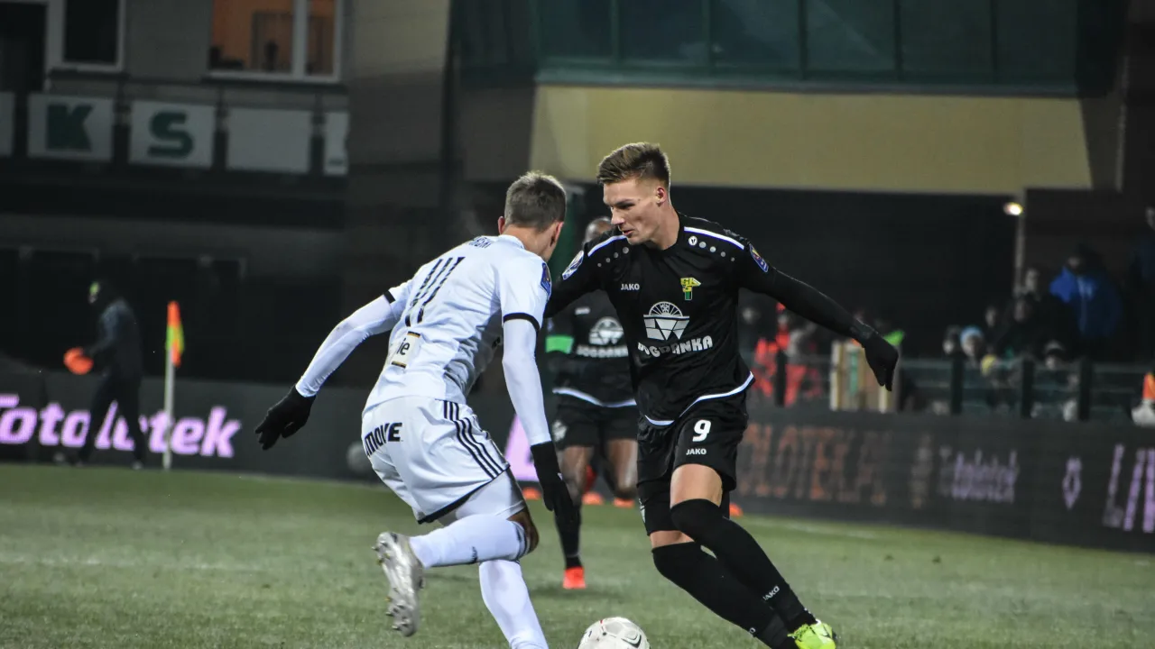 Aron Stasiak wypożyczony z Pogoni Szczecin