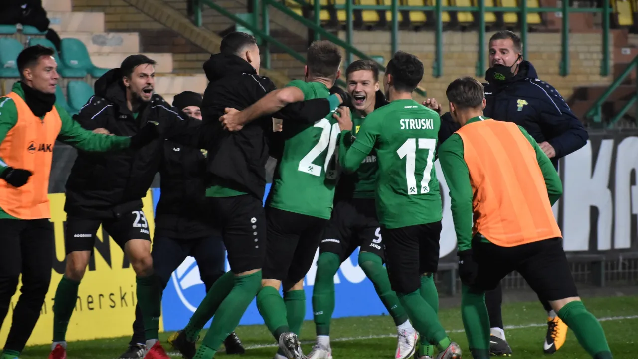Galeria zdjęć z meczu z GKS-em Jastrzębie