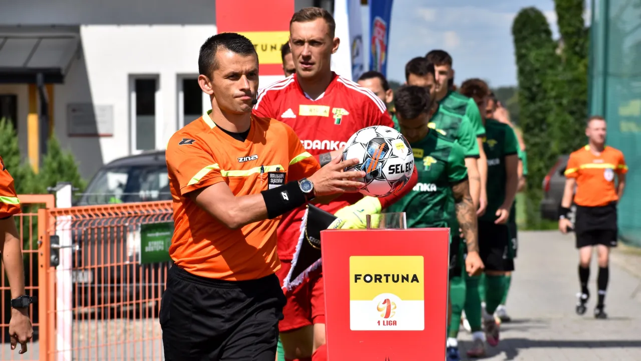 Łukasz Szczech arbitrem meczu z Arką
