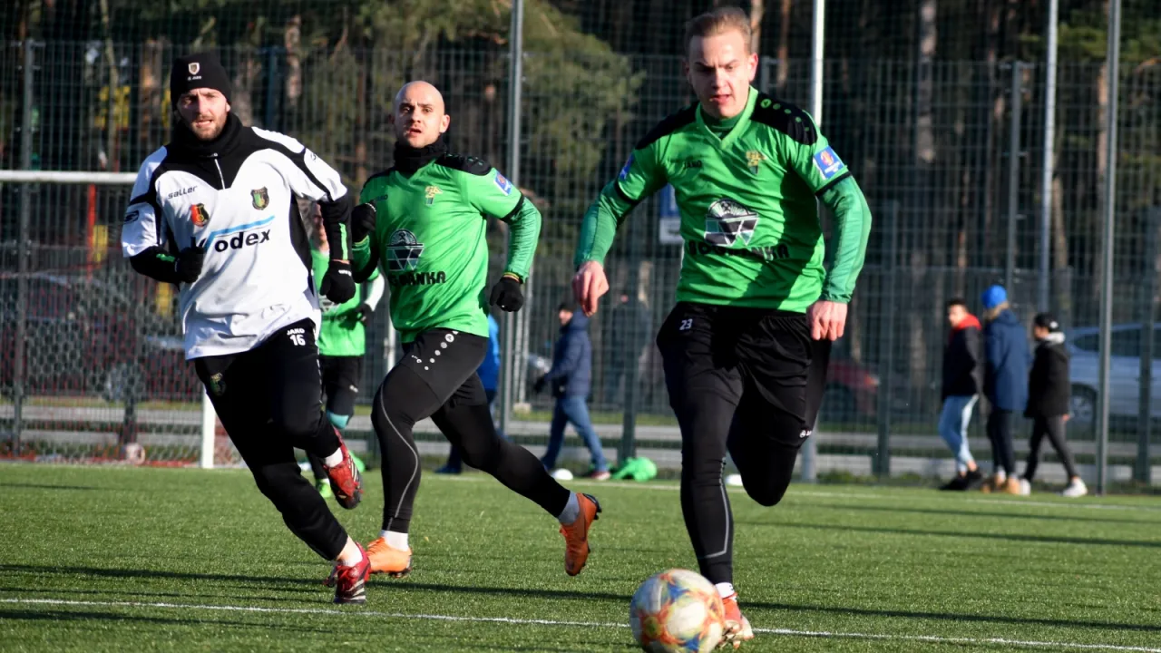 Pewne 3:0 z trzecioligowcem