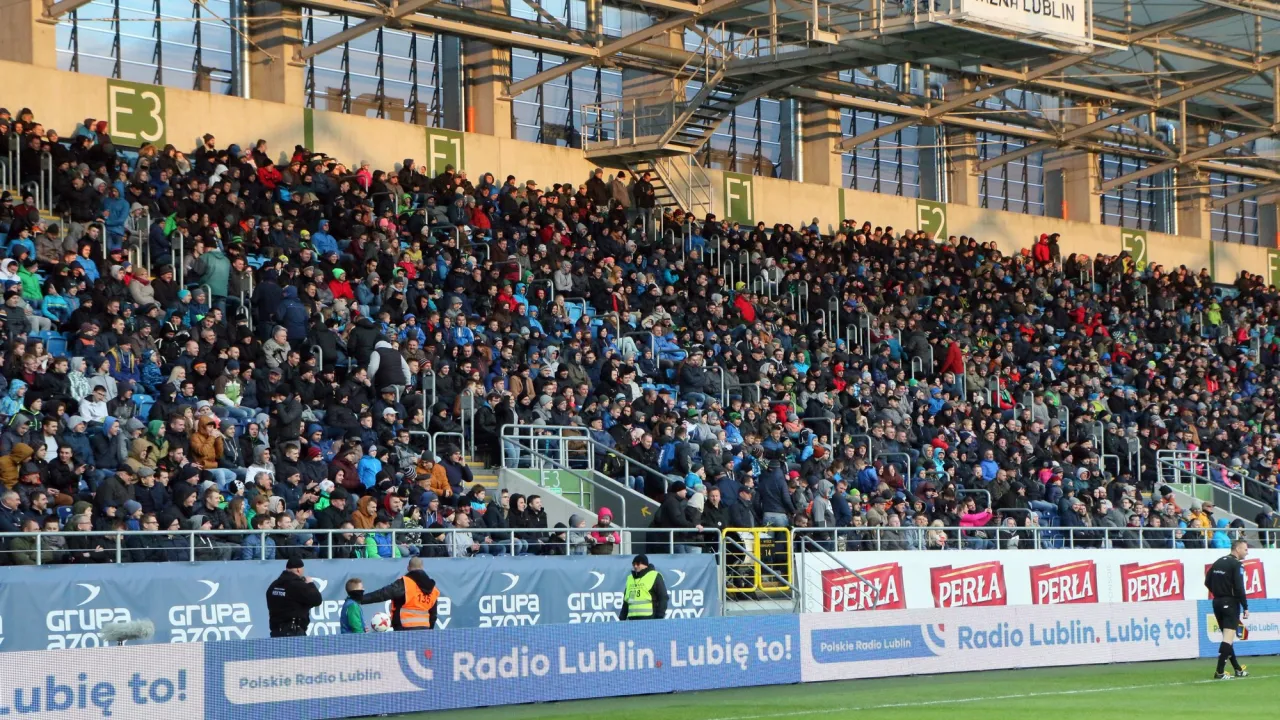 Prawie 6 tysięcy kibiców na meczu z Wisłą Kraków
