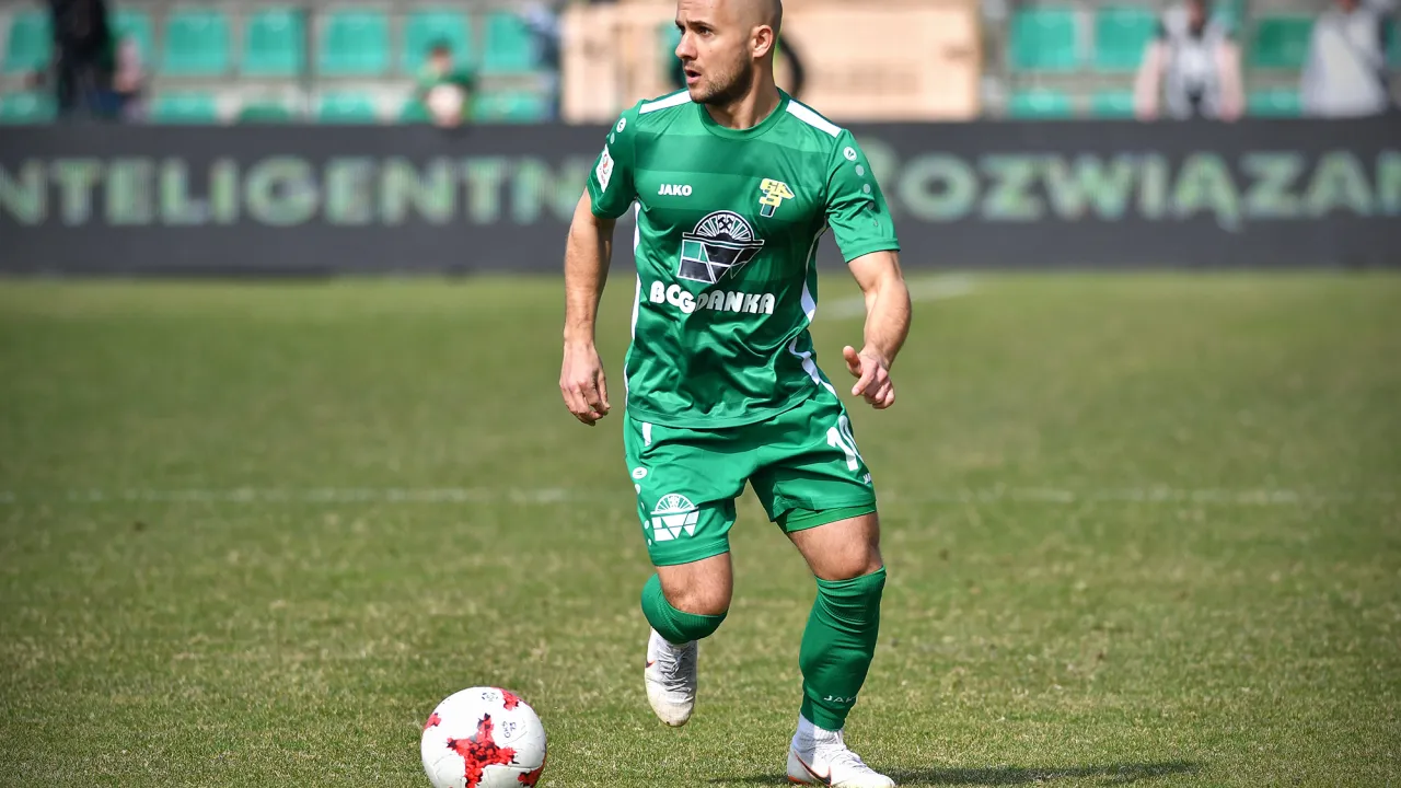 Krystian Wójcik na dłużej w Górniku