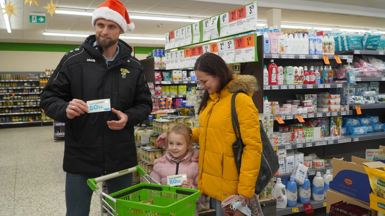 Górnik i Stokrotka rozdają prezenty na Święta! [Wideo]