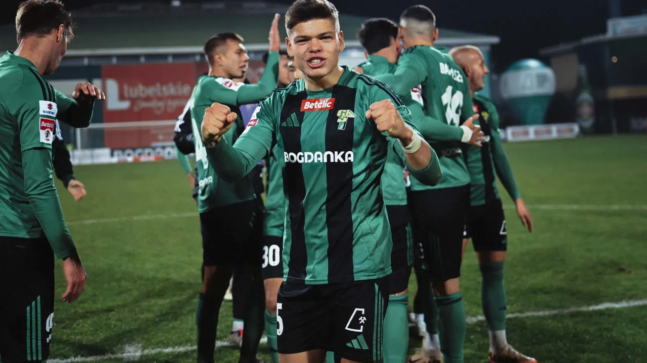 Szymon Krawczyk na dłużej w Górniku