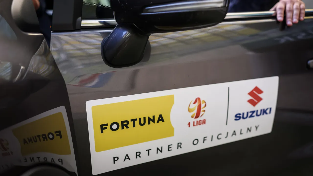 Suzuki na dłużej partnerem motoryzacyjnym Fortuna 1 Ligi
