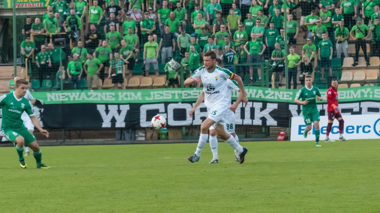Górnik podejmuje lidera. W niedzielę zielono-czarni zagrają z Miedzią Legnica