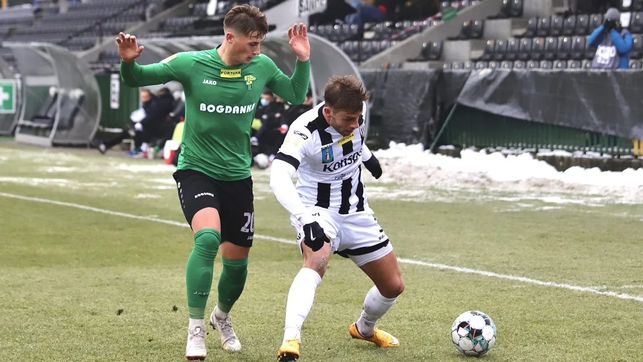 Mecz z Sandecją 12 czerwca o 12.40