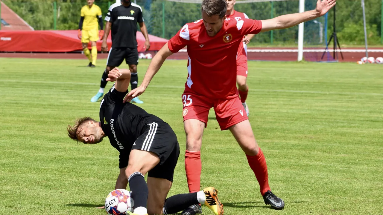 Porażka w pierwszym sparingu