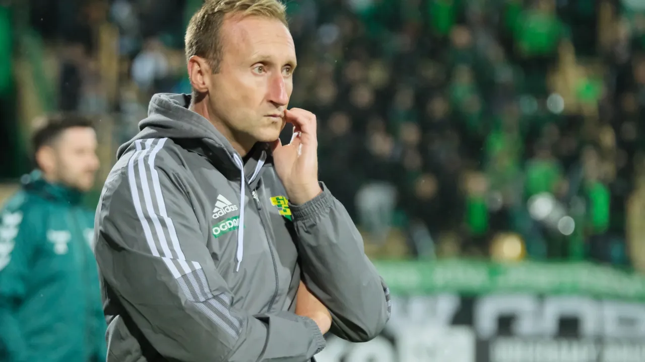 Trener Prasoł: nie może drużyna różnić się tak bardzo w ciągu 15-minut