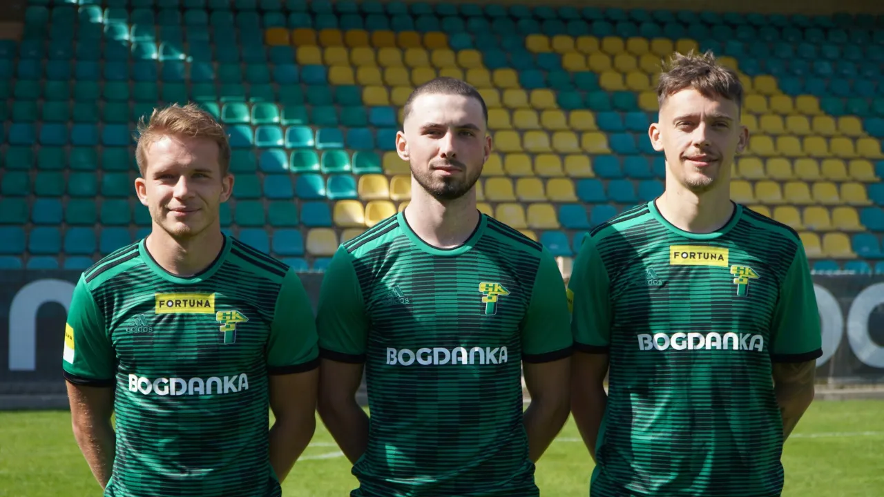 Golba, Gulczyński i Czelej z kontraktami