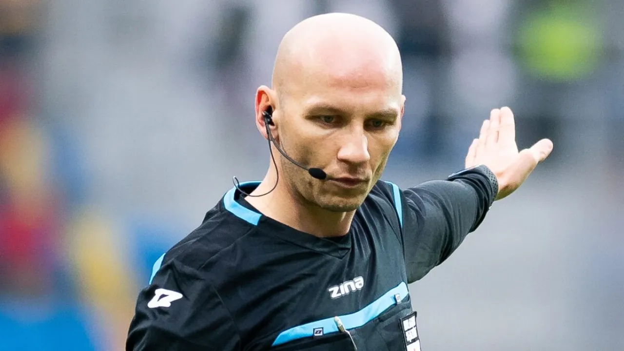 Piotr Urban sędzią głównym meczu #GKŁTYC