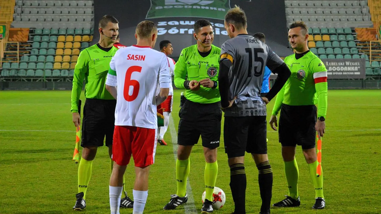 P. Sasin: Warunki będą takie same dla obu drużyn