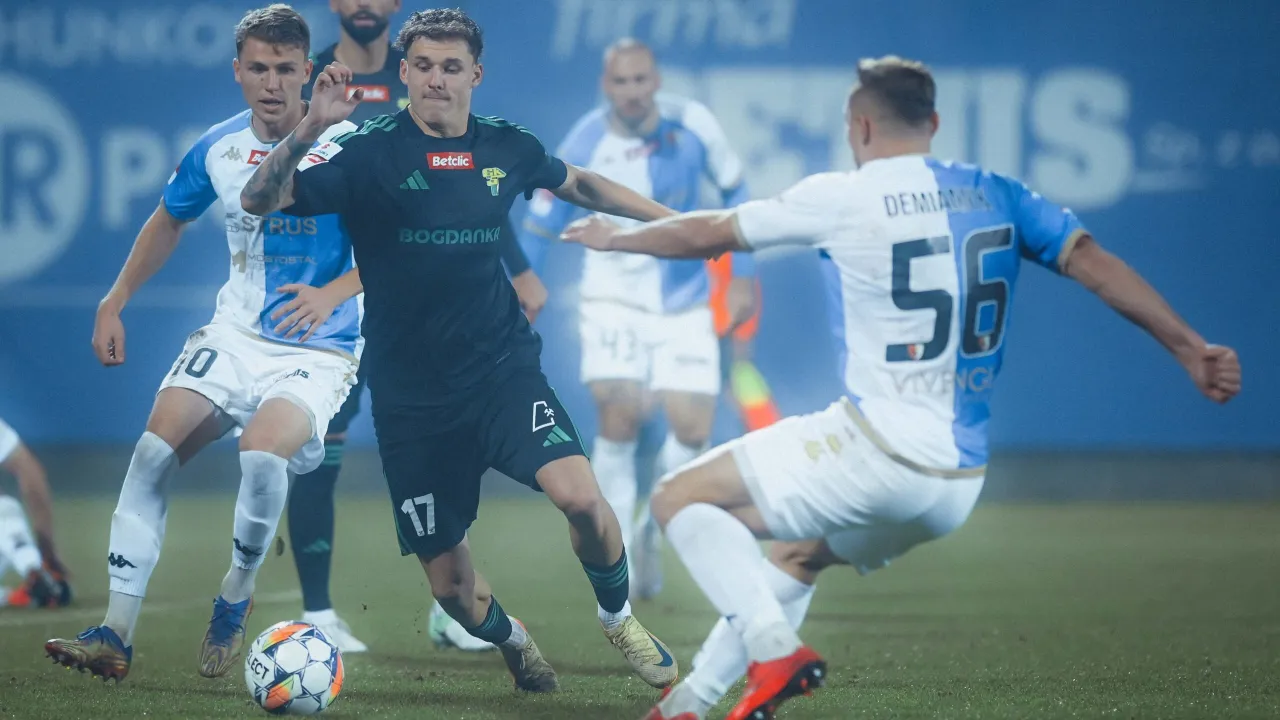 Z Pogonią Siedlce 2 maja o 19:00. Terminarz 31 kolejki Betclic 1 Ligi